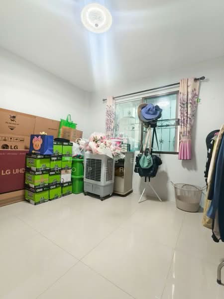 Wisatesuknakorn Phase 3, Samut Sakhon, Phanthai Norasing, Muang Samut Sakhon, Samut Sakhon, 4 Bedrooms, 100 sqm, Townhouse For Sale, by The Best Property แอน, 500240374 - DDproperty.com