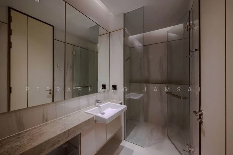 Kraam Sukhumvit 26, Bangkok, 55 Soi Sukhumvit 26 Sukhumvit Road, Khong Tan, Khlong Toei, Bangkok, 3 Bedrooms, 180 sqm, Condo For Rent, by Peeraphong Jamsai, 500240376 - DDproperty.com