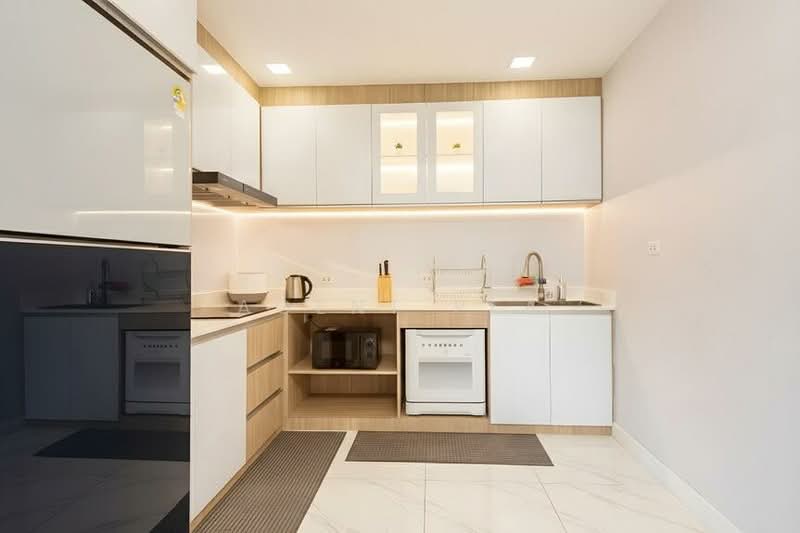 บ้านเดี่ยว 2 ชั้น ให้เช่าหลังมุม ย่านรัชดา (SPSAD3924), กรุงเทพ, สามเสนนอก, ห้วยขวาง, กรุงเทพ, 300 ตร.ม., บ้านเดี่ยว ให้เช่า, โดย Agent Pla, 500240390 - DDproperty.com