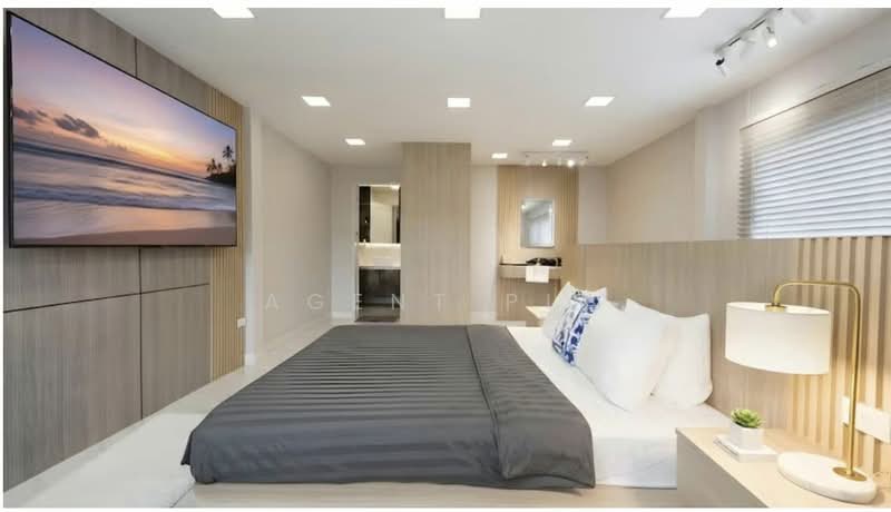 2-story detached house for rent, corner unit, Ratchada area (SPSAD3924), Bangkok, Samsen Nok, Huai Khwang, Bangkok, 3 Bedrooms, 300 sqm, Single Detached House For Rent, by Agent Pla, 500240390 - DDproperty.com