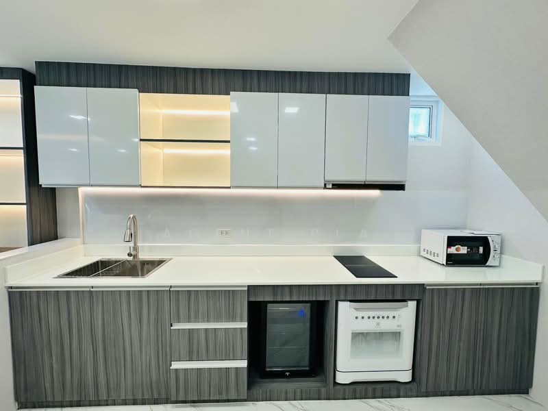 2-story detached house for rent, corner unit, Ratchada area (SPSAD3924), Bangkok, Samsen Nok, Huai Khwang, Bangkok, 3 Bedrooms, 300 sqm, Single Detached House For Rent, by Agent Pla, 500240390 - DDproperty.com