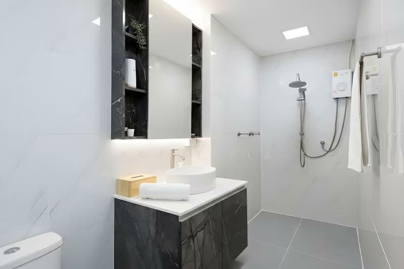 2-story detached house for rent, corner unit, Ratchada area (SPSAD3924), Bangkok, Samsen Nok, Huai Khwang, Bangkok, 3 Bedrooms, 300 sqm, Single Detached House For Rent, by Agent Pla, 500240390 - DDproperty.com