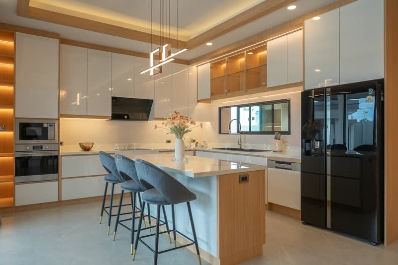 undefined, Chon Buri (Pattaya), Poong, Bang Lamung (Pattaya), Chon Buri (Pattaya), 5 Bedrooms, 530 sqm, Villa For Sale, by Pattanapong Pongpipat, 500240392 - DDproperty.com