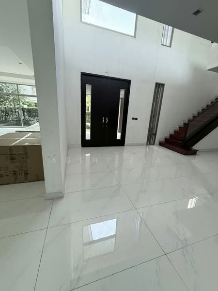 Perfect Masterpiece Sukhumvit 77, Samut Prakan, Soi Mu Ban Perfect Place Sukhumvit 77, Rachathewa, Bang Plee, Samut Prakan, 5 Bedrooms, 536 sqm, Single Detached House For Sale, by Agent Pla, 500240437 - DDproperty.com