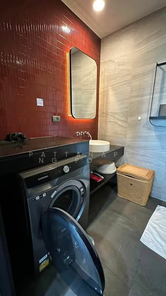 EDGE Central Pattaya, Chon Buri (Pattaya), Pattaya Sai Song, Bang Lamung, Bang Lamung (Pattaya), Chon Buri (Pattaya), 2 Bedrooms, 51 sqm, Condo For Sale, by Pattanapong Pongpipat, 500240450 - DDproperty.com