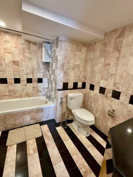 Supalai Place Sukhumvit 39, Bangkok, 175-179 Soi Sukhumvit 39 Sukhumvit Road, Khlong Tan Nua, Watthana, Bangkok, 2 Bedrooms, 150 sqm, Condo For Rent, by Boonraksa Sopak, 500240466 - DDproperty.com