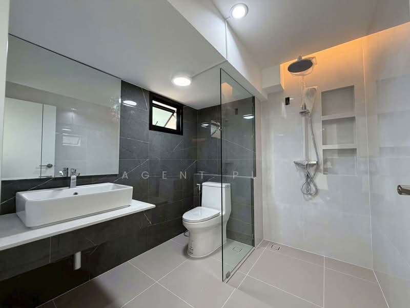 For Sale: 4.5-Story Townhome, Sukhumvit 101, near BTS Punnawithi (SPSAD3926), Bangkok, สุขุมวิท101, Bang Chak, Phra Khanong, Bangkok, 4 Bedrooms, 104 sqm, Townhouse For Sale, by Agent Pla, 500240469 - DDproperty.com