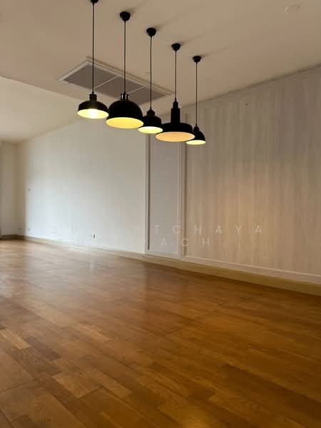 All Seasons Mansion, Bangkok, Soi Ruamrudee, Wireless Road, Lumphini, Pathum Wan, Bangkok, 2 Bedrooms, 137 sqm, Condo For Sale, by Suchatchaya Supawachiranant, 500240484 - DDproperty.com