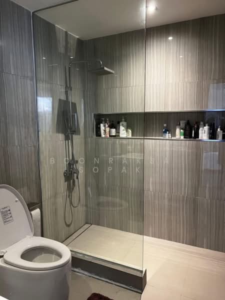 undefined, Bangkok, Phra Kanong Nua, Watthana, Bangkok, 4 Bedrooms, 250 sqm, Townhouse For Rent, by Boonraksa Sopak, 500240487 - DDproperty.com