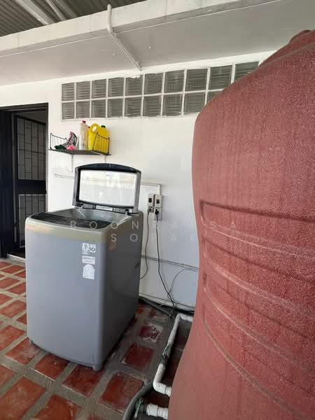 undefined, Bangkok, Phra Kanong Nua, Watthana, Bangkok, 4 Bedrooms, 250 sqm, Townhouse For Rent, by Boonraksa Sopak, 500240487 - DDproperty.com