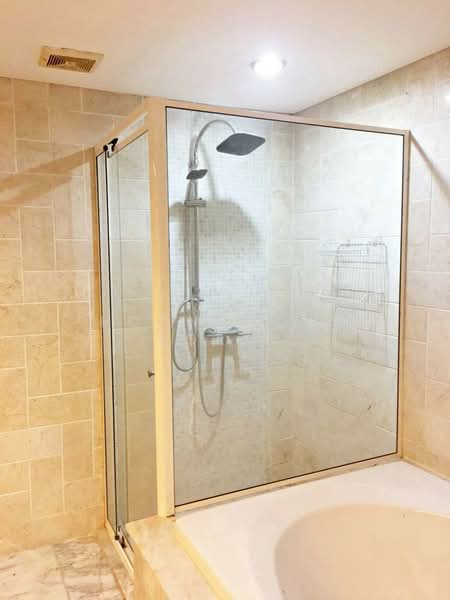 Somkid Gardens, Bangkok, Ploenchit, Lumphini, Pathum Wan, Bangkok, 4 Bedrooms, 250 sqm, Condo For Rent, by Boonraksa Sopak, 500240507 - DDproperty.com