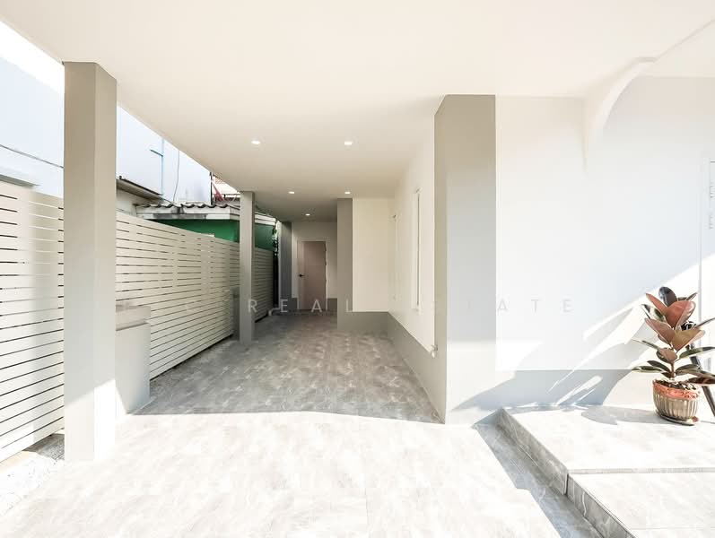 House for Sale Jomtien Near Beach 3 Bedroom Family Home, Chon Buri (Pattaya), Bang Lamung, Bang Lamung (Pattaya), Chon Buri (Pattaya), 3 Bedrooms, 252 sqm, Single Detached House For Sale, by PLC real estate, 500240561 - DDproperty.com