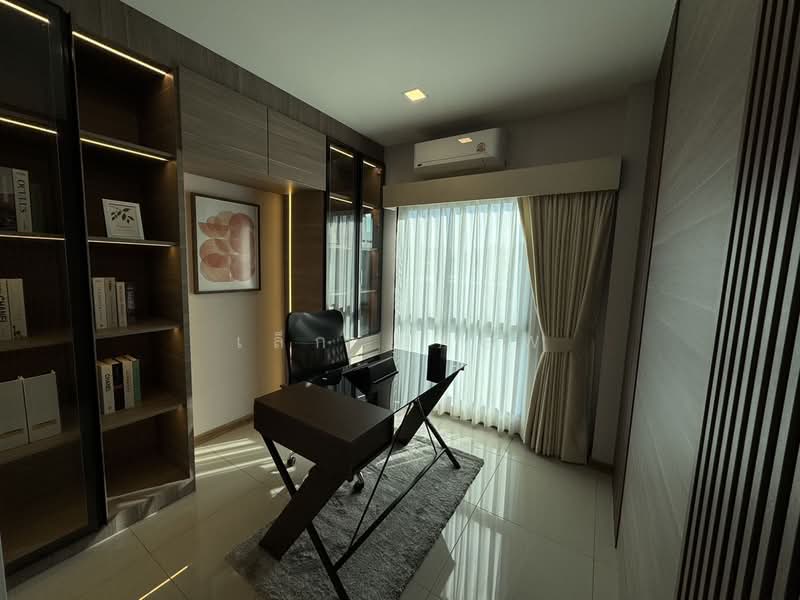 Karden village Bangna ABAC, Bangkok, Bang Na, Bang Na, Bangkok, 4 Bedrooms, 200 sqm, Single Detached House For Sale, by jhongkol Kaewrungruang, 500240568 - DDproperty.com