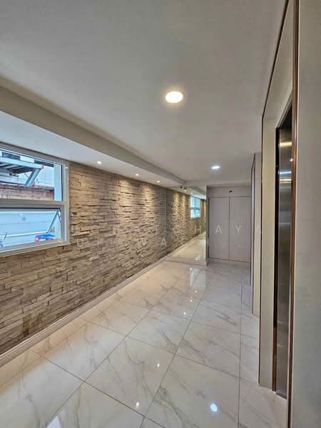 Centric Scene Phaholyothin 9, Bangkok, Phaholyothin Road, Samsen Nai, Phaya Thai, Bangkok, 1 Bedroom, 48 sqm, Condo For Sale, by Suchatchaya Supawachiranant, 500240576 - DDproperty.com