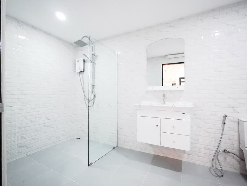 Pool Villa for Sale East Pattaya Soi Khao Noi 3 Bedroom, Chon Buri (Pattaya), Bang Lamung, Bang Lamung (Pattaya), Chon Buri (Pattaya), 3 Bedrooms, 268 sqm, Single Detached House For Sale, by PLC real estate, 500240624 - DDproperty.com