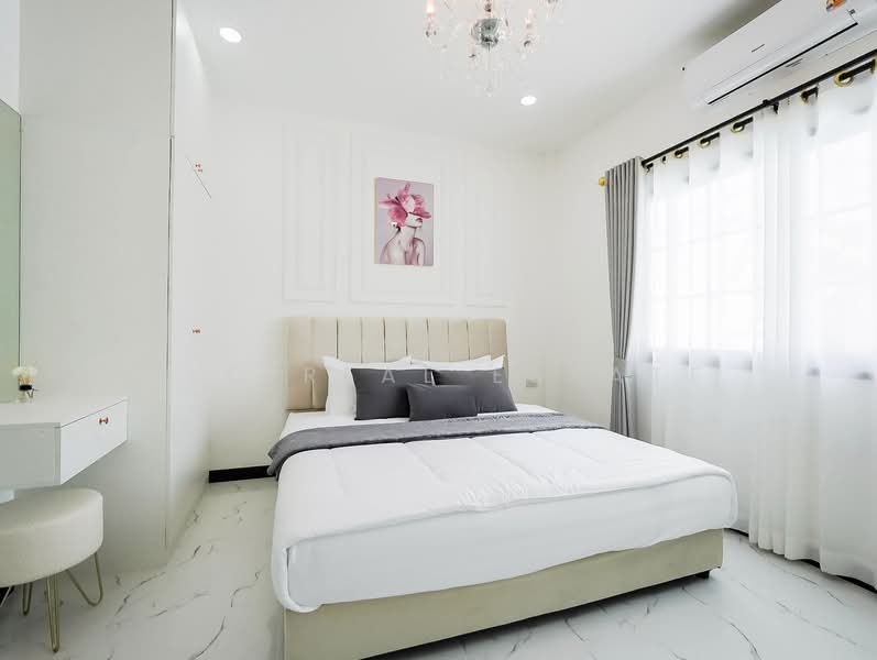 Pool Villa for Sale East Pattaya Soi Khao Noi 3 Bedroom, Chon Buri (Pattaya), Bang Lamung, Bang Lamung (Pattaya), Chon Buri (Pattaya), 3 Bedrooms, 268 sqm, Single Detached House For Sale, by PLC real estate, 500240624 - DDproperty.com