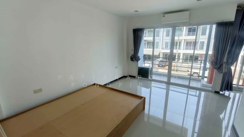 3-BR Townhouse, Chon Buri (Pattaya), Nong Pru, Bang Lamung (Pattaya), Chon Buri (Pattaya), 3 Bedrooms, 263 sqm, Townhouse For Rent, by Pattanapong Pongpipat, 500240634 - DDproperty.com