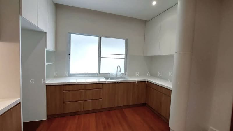 For Sale - Single Detached House in Silom - Bangrak, Bangkok