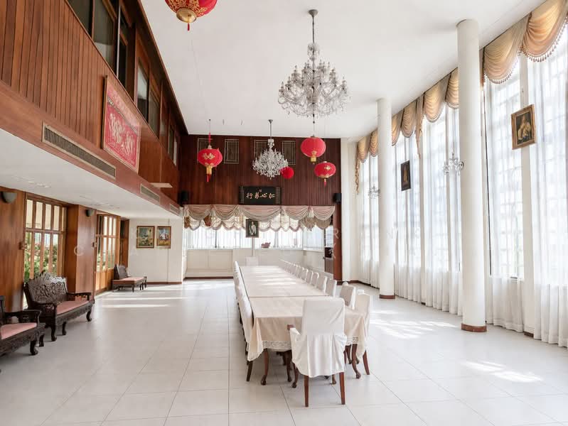 For Sale - Single Detached House in Silom - Bangrak, Bangkok