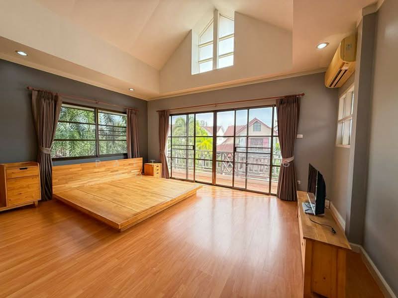 3-BR House, Chon Buri (Pattaya), Surasak, Si Racha, Chon Buri (Pattaya), 3 Bedrooms, 400 sqm, Single Detached House For Sale, by Pattanapong Pongpipat, 500240663 - DDproperty.com