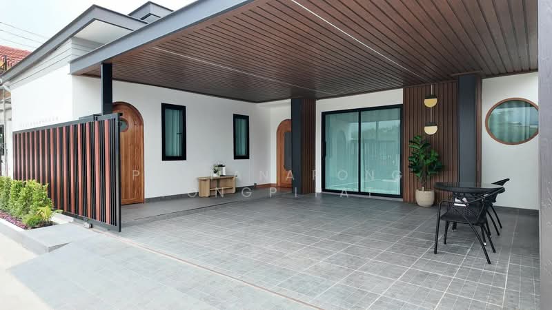 3-BR House, Chon Buri (Pattaya), Nong Pru, Bang Lamung (Pattaya), Chon Buri (Pattaya), 3 Bedrooms, 204 sqm, Single Detached House For Sale, by Pattanapong Pongpipat, 500240695 - DDproperty.com