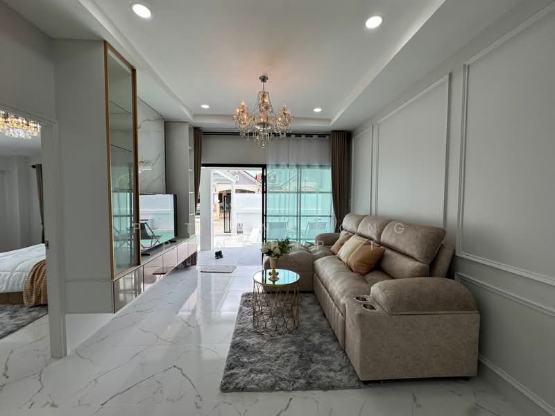 4-BR Villa, Chon Buri (Pattaya), Nong Pru, Bang Lamung (Pattaya), Chon Buri (Pattaya), 4 Bedrooms, 220 sqm, Villa For Sale, by Pattanapong Pongpipat, 500240719 - DDproperty.com