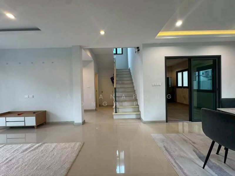 undefined, Chon Buri (Pattaya), Bang Lamung, Bang Lamung (Pattaya), Chon Buri (Pattaya), 3 Bedrooms, 150 sqm, Single Detached House For Sale, by Pattanapong Pongpipat, 500240732 - DDproperty.com