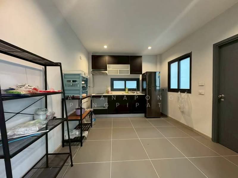 undefined, Chon Buri (Pattaya), Bang Lamung, Bang Lamung (Pattaya), Chon Buri (Pattaya), 3 Bedrooms, 150 sqm, Single Detached House For Sale, by Pattanapong Pongpipat, 500240732 - DDproperty.com