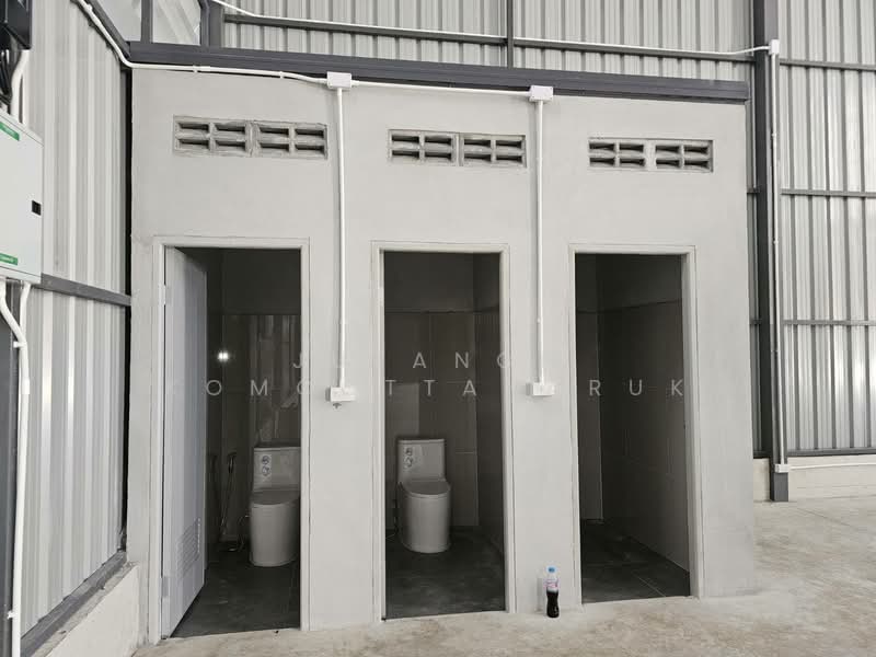 โกดังเปิดใหม่ให้เช่า สุขาภิบาล 5 ใกล้ดอนเมือง-ทางด่วน ทำเลทองห้าแยกวัชรพล รถใหญ่เข้าได้สบาย, Bangkok, Tha Rang, Bang Khen, Bangkok, , 288 sqm, Warehouse/Factory For Rent, by Jutanon Komoottanaruk, 500240738 - DDproperty.com