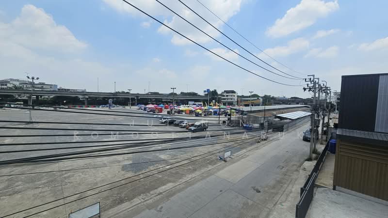 โกดังเปิดใหม่ให้เช่า สุขาภิบาล 5 ใกล้ดอนเมือง-ทางด่วน ทำเลทองห้าแยกวัชรพล รถใหญ่เข้าได้สบาย, Bangkok, Tha Rang, Bang Khen, Bangkok, , 288 sqm, Warehouse/Factory For Rent, by Jutanon Komoottanaruk, 500240738 - DDproperty.com