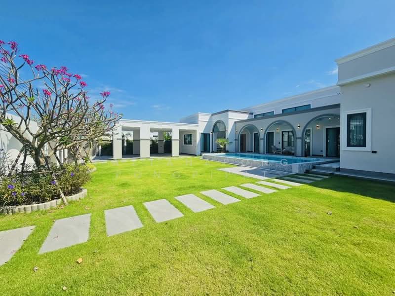 undefined, Chon Buri (Pattaya), Nong Pru, Bang Lamung (Pattaya), Chon Buri (Pattaya), 5 Bedrooms, 399 sqm, Single Detached House For Sale, by Pattanapong Pongpipat, 500240756 - DDproperty.com