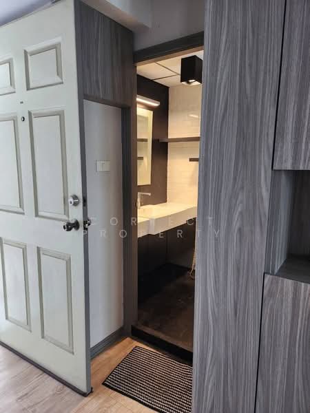 Lumpini Center Happyland, Bangkok, A2 Happy Land Sai 1 Road, Khlong Chan, Bang Kapi, Bangkok, 2 Bedrooms, 57 sqm, Condo For Rent, by Correct Property, 500240759 - DDproperty.com