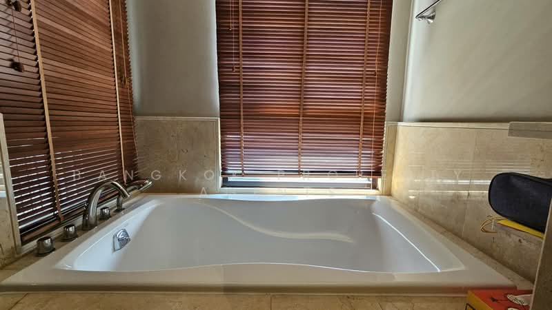 For Rent - Vincente Sukhumvit 49, Bangkok