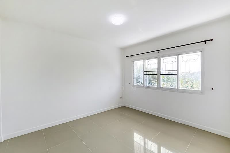 Nareenakorn 12, Nonthaburi, Bang Rak Pattana, Bang Bua Thong, Nonthaburi, 3 Bedrooms, 135 sqm, Townhouse For Sale, by NTBHOME, 500240833 - DDproperty.com