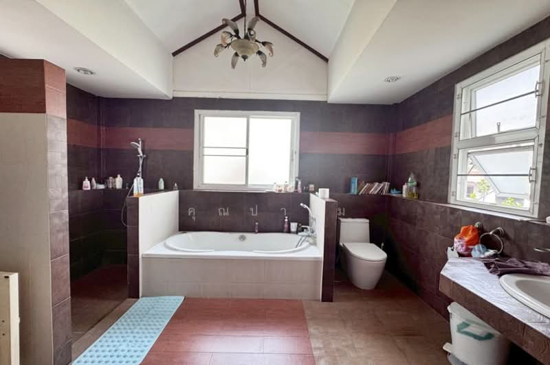 ถนนประชาราษฎร์บำเพ็ญ ซอยประชาราษฎร์บำเพ็ญ 6 (สุนทรศิริ), Bangkok, ประชาราษฎร์บำเพ็ญ, Huai Khwang, Huai Khwang, Bangkok, 6 Bedrooms, 900 sqm, Single Detached House For Sale, by คุณปาล์ม, 500240835 - DDproperty.com