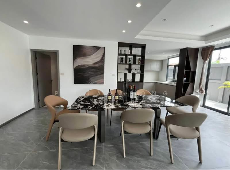 undefined, Chon Buri (Pattaya), Nong Pru, Bang Lamung (Pattaya), Chon Buri (Pattaya), 5 Bedrooms, 280 sqm, Single Detached House For Sale, by Pattanapong Pongpipat, 500240874 - DDproperty.com