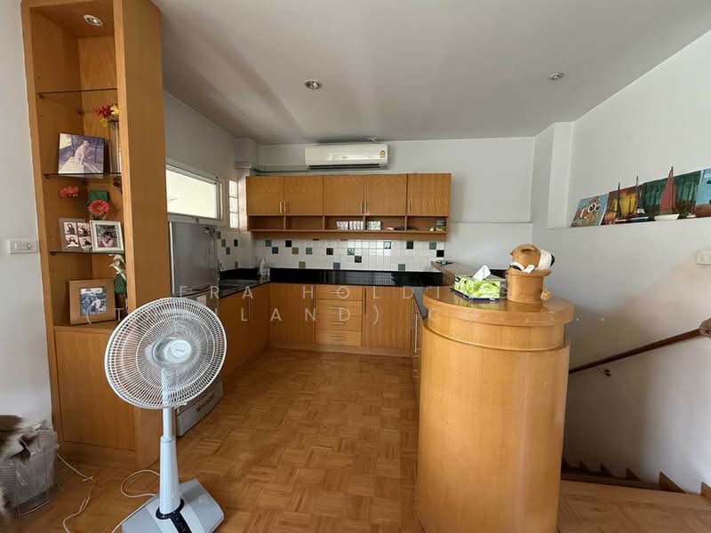 ซอยประชาชื่น30, Bangkok, Bang Sue, Bang Sue, Bangkok, 5 Bedrooms, 200 sqm, Single Detached House For Sale, by ERA Holding (Thailand) Co., Ltd., 500240899 - DDproperty.com