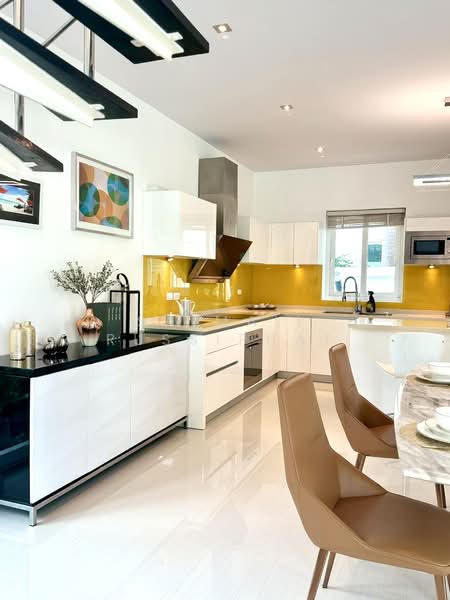 Palm Oasis Villa Pattaya : ปาล์ม โอเอซิส วิลล่า พัทยา, ชลบุรี, ซอยเทพประสิทธิ์ 17, หนองปรือ, บางละมุง, ชลบุรี, 250 ตร.ม., วิลล่า ขาย, โดย Saimaii Russiphat, 500240906 - DDproperty.com