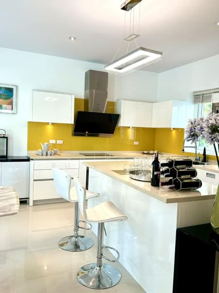 Palm Oasis Villa Pattaya, Chon Buri (Pattaya), Soi Thep Prasit 17, Nong Pru, Bang Lamung (Pattaya), Chon Buri (Pattaya), 4 Bedrooms, 250 sqm, Villa For Sale, by Saimaii Russiphat, 500240906 - DDproperty.com