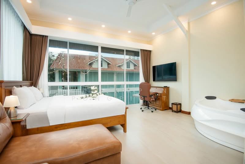 undefined, Chon Buri (Pattaya), Nong Pru, Bang Lamung (Pattaya), Chon Buri (Pattaya), 10+ Bedrooms, 1,000 sqm, Villa For Sale, by Pattanapong Pongpipat, 500240913 - DDproperty.com