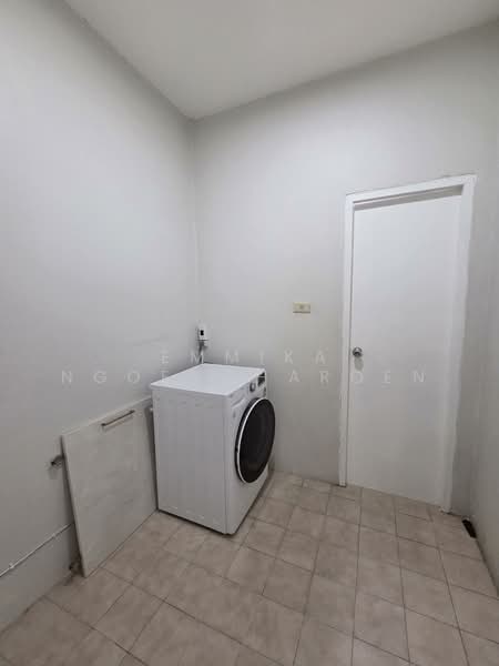 The Waterford Diamond Tower สุขุมวิท (เดอะวอเตอร์ฟอร์ด ไดมอน ทาวเวอร์ สุขุมวิท), กรุงเทพ, 758/18  ซอยสุขุมวิท 30/1 ถนนสุขุมวิท, คลองเตย, คลองเตย, กรุงเทพ, 147 ตร.ม., คอนโด ให้เช่า, โดย Emmika Ngoencharoen, 500240939 - DDproperty.com