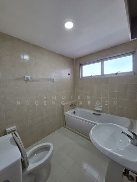 The Waterford Diamond Tower Sukhumvit, Bangkok, 758/18  Soi Sukhumvit 30/1, Sukhumvit Road, Khlong Toei, Khlong Toei, Bangkok, 3 Bedrooms, 147 sqm, Condo For Rent, by Emmika Ngoencharoen, 500240939 - DDproperty.com