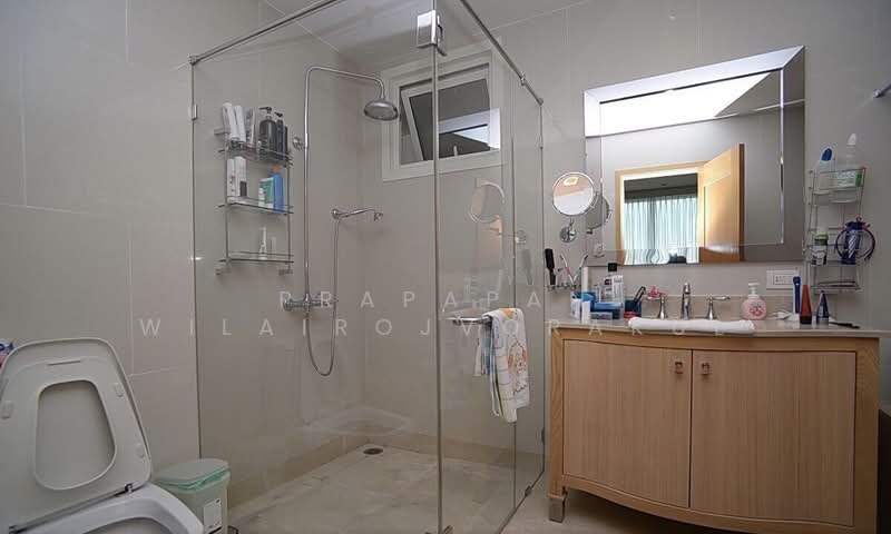 The Empire Place, Bangkok, 88 Narathiwatratchanakharin Road, Thung Maha Mek, Sathon, Bangkok, 2 Bedrooms, 99 sqm, Condo For Sale, by Prapapan Wilairojvorakul, 500240965 - DDproperty.com