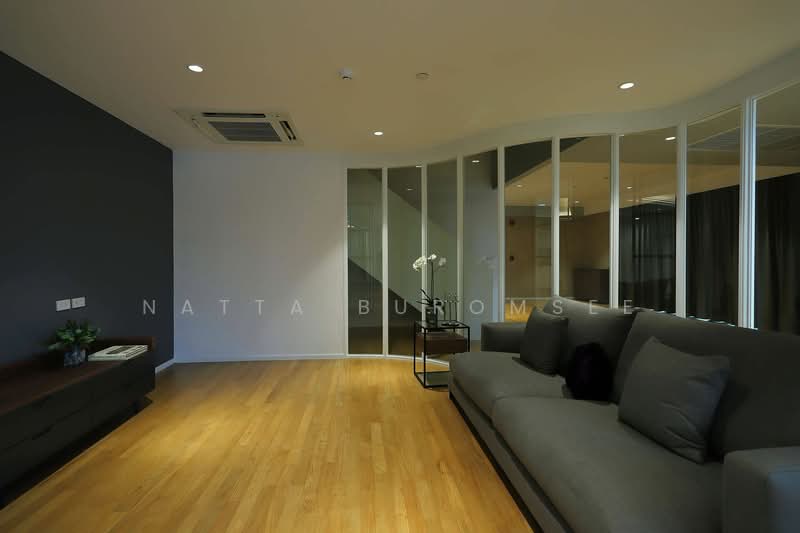 Biohouse (Residence), Bangkok, 55 Soi Sukhumvit 39, Khlong Tan Nua, Watthana, Bangkok, 4 Bedrooms, 340 sqm, Apartment For Rent, by Natta Buromsee, 500240969 - DDproperty.com