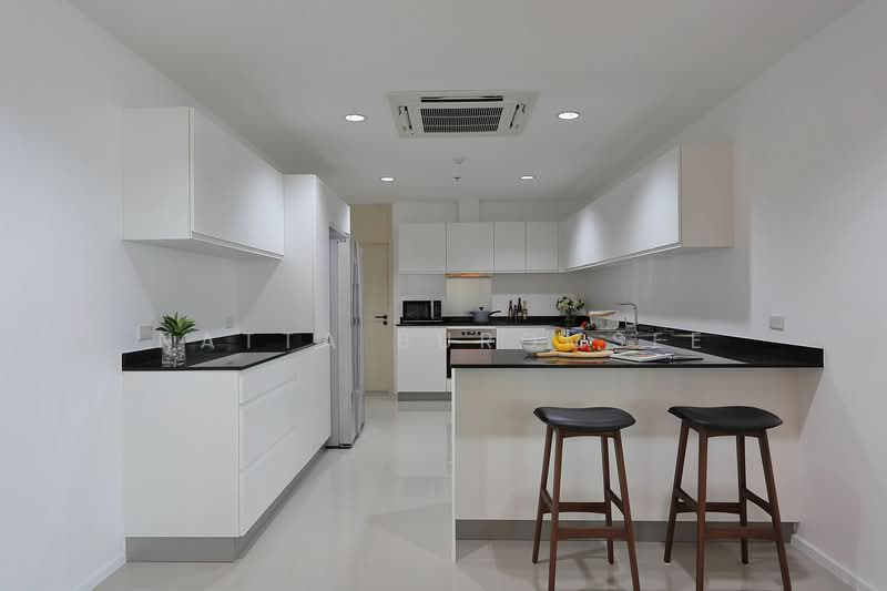 Biohouse (Residence), Bangkok, 55 Soi Sukhumvit 39, Khlong Tan Nua, Watthana, Bangkok, 4 Bedrooms, 340 sqm, Apartment For Rent, by Natta Buromsee, 500240969 - DDproperty.com