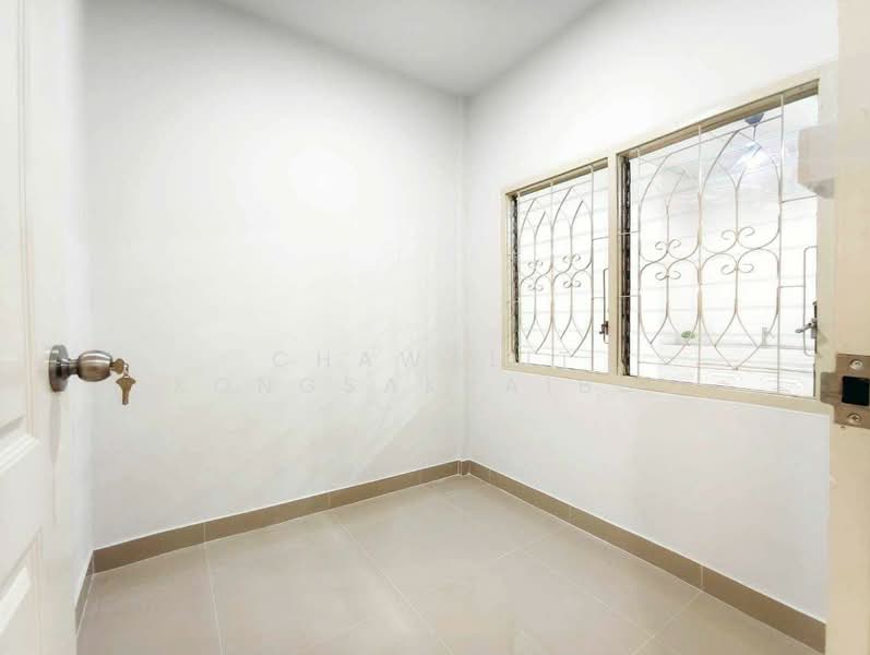 Sena Villa 91 Village, Pathum Thani, 251 Soi Rangsit, Prachathipat, Thanyaburi, Pathum Thani, 2 Bedrooms, 140 sqm, Townhouse For Sale, by CHAWALIT KONGSAKPAIBUL, 500240992 - DDproperty.com