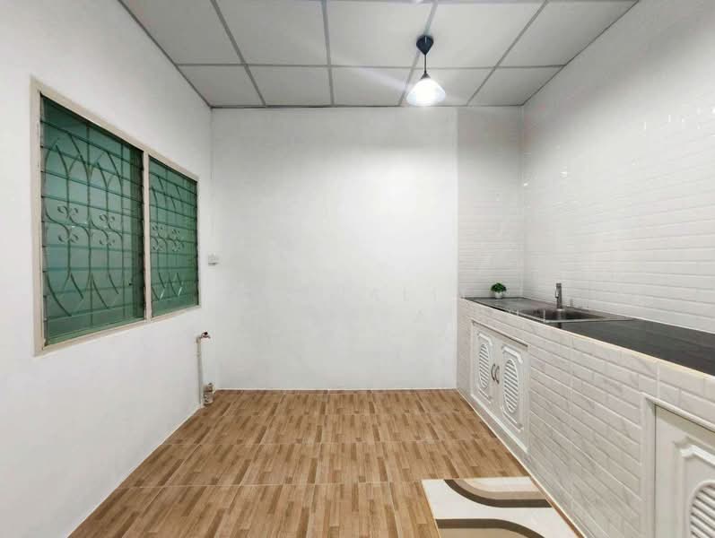 หมู่บ้านเสนา วิลล่า 91 : Sena Villa 91 Village, ปทุมธานี, 251 Soi Rangsit, ประชาธิปัตย์, ธัญบุรี, ปทุมธานี, 140 ตร.ม., ทาวน์เฮ้าส์ ขาย, โดย CHAWALIT KONGSAKPAIBUL, 500240992 - DDproperty.com