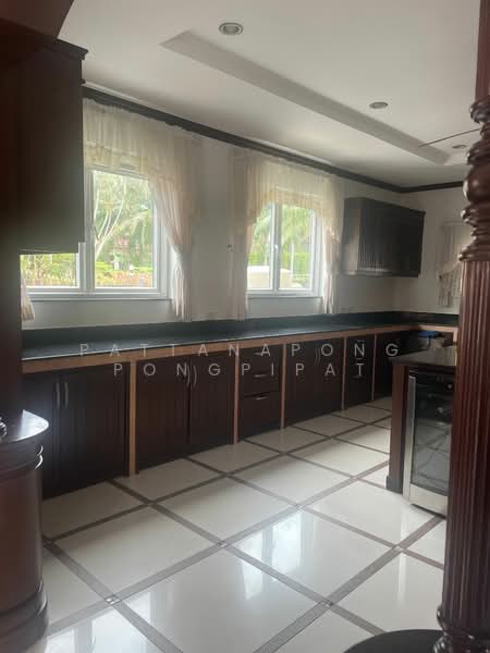 undefined, Chon Buri (Pattaya), Nong Pru, Bang Lamung (Pattaya), Chon Buri (Pattaya), 5 Bedrooms, 750 sqm, Single Detached House For Sale, by Pattanapong Pongpipat, 500240993 - DDproperty.com