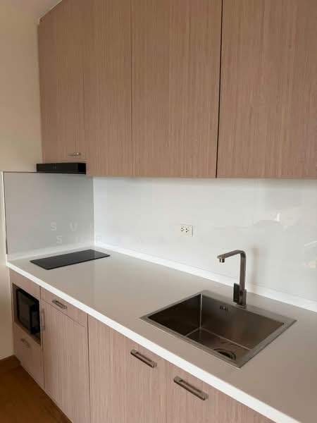 HIVE Taksin, Bangkok, 18 1 Soi, Khlong Ton Sai, Khlong San, Bangkok, 2 Bedrooms, 75 sqm, Condo For Rent, by Suchatchaya Supawachiranant, 500241026 - DDproperty.com