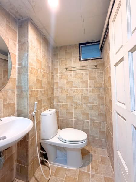 Baan Prachaniwet 1, Bangkok, Thetsaban Nimit Nua, Lat Yao, Chatuchak, Bangkok, 1 Bedroom, 51 sqm, Condo For Sale, by Punpapa Rassamee, 500241053 - DDproperty.com